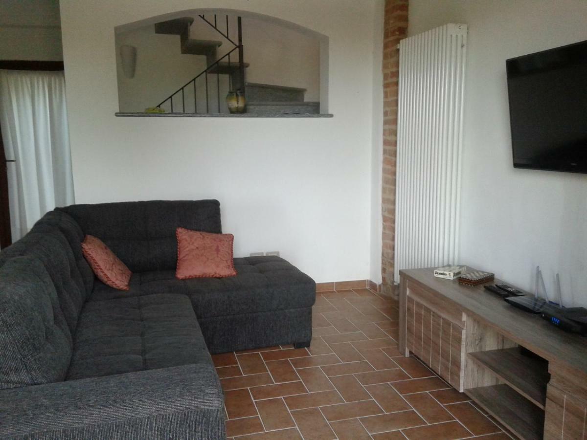 Casa Vacanze Sweet Dreams Agliano Terme Esterno foto